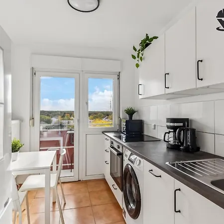 Monteur - Fuer Bis Zu 5 Personen In 63454 - Hu12 公寓