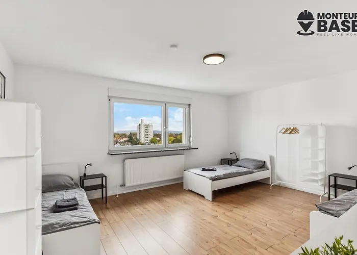 Monteur - Für Bis Zu 5 Personen In 63454 - Hu12 Hanau